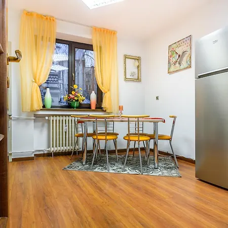 Pedestrian Old Town 3 Bedrooms By Orchid Garden *