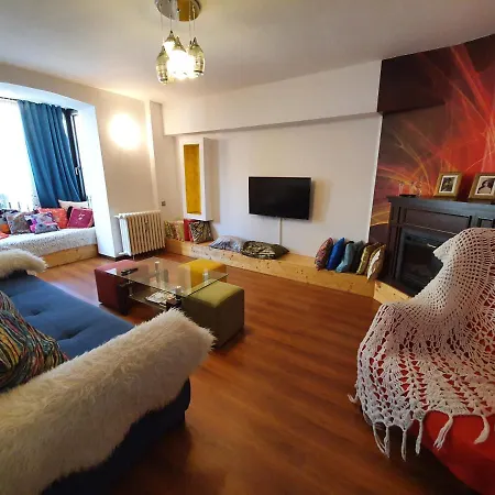 Pedestrian Old Town 3 Bedrooms By Orchid Garden Lejlighed Bukarest