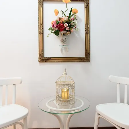 아파트 Pedestrian Old Town 3 Bedrooms By Orchid Garden