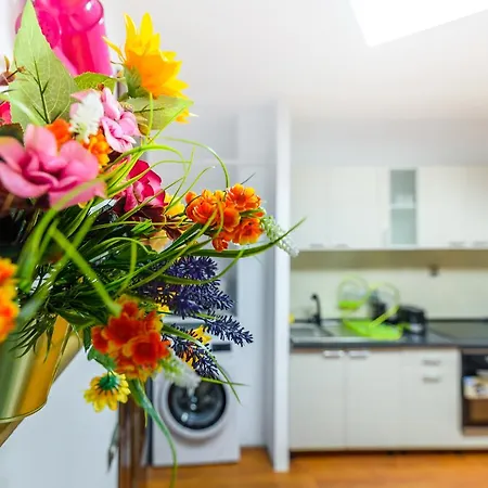Lejlighed Pedestrian Old Town 3 Bedrooms By Orchid Garden *