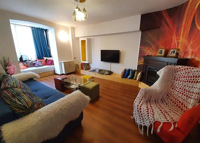 Pedestrian Old Town 3 Bedrooms By Orchid Garden Apartment Bukarest