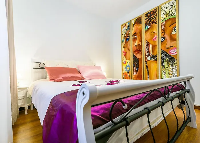 Pedestrian Old Town 3 Bedrooms By Orchid Garden