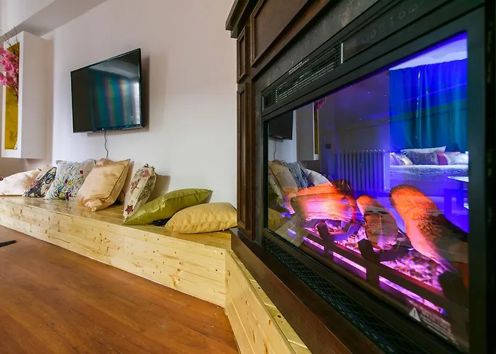 Apartment Pedestrian Old Town 3 Bedrooms By Orchid Garden Bukarest