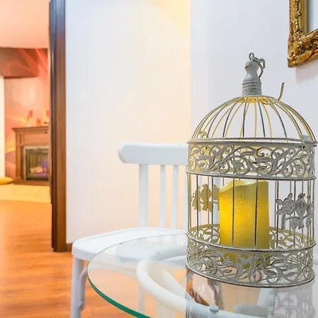 דירה Pedestrian Old Town 3 Bedrooms By Orchid Garden בוקרשט