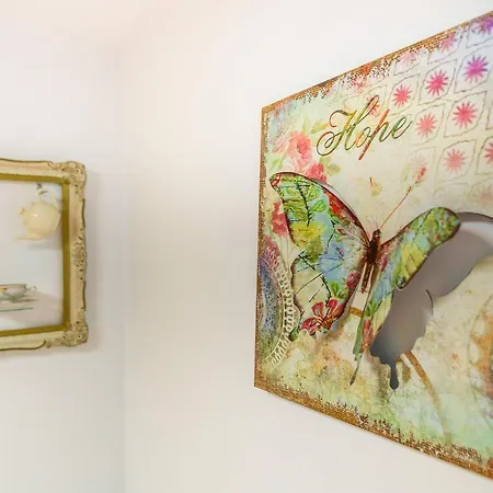 Apartment Pedestrian Old Town 3 Bedrooms By Orchid Garden