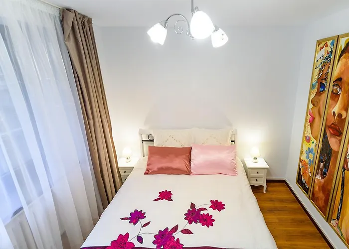 Pedestrian Old Town 3 Bedrooms By Orchid Garden *